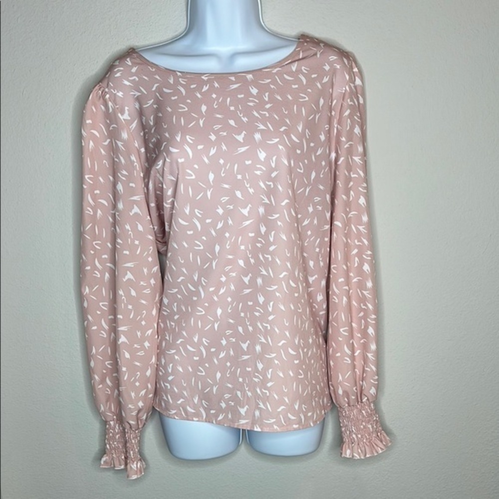 SHEIN Pink Puff Sleeve Smocked Blouse